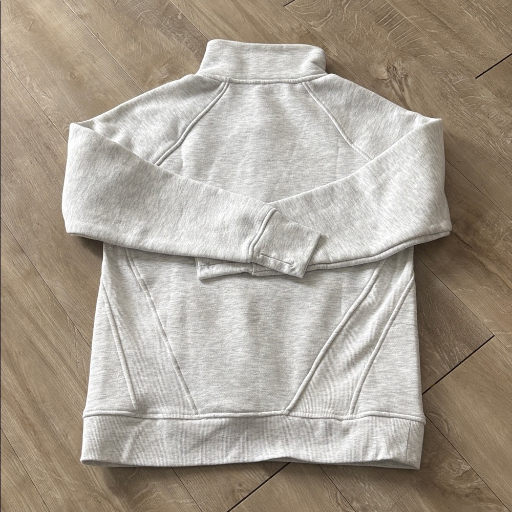 NWOT Danskin Light Heathered Grey 12 Zip Sweater Size XS 19” ptp - Picture 7 of 7